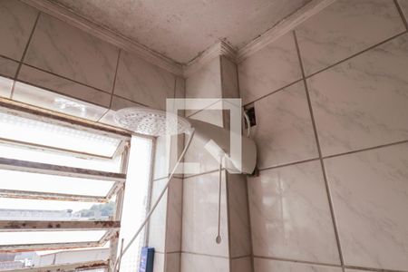 Banheiro de apartamento à venda com 4 quartos, 103m² em Medianeira, Porto Alegre