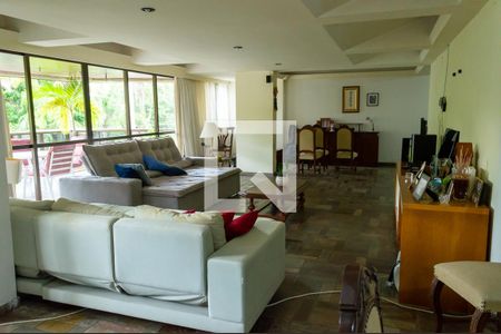 Apartamento à venda com 300m², 4 quartos e 4 vagasSala