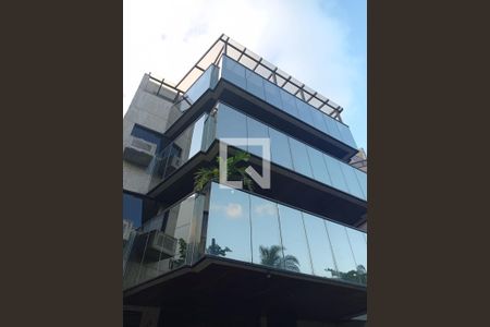 Apartamento à venda com 300m², 4 quartos e 4 vagasFachada