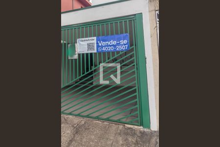 Casa à venda com 162m², 3 quartos e 2 vagasFachada