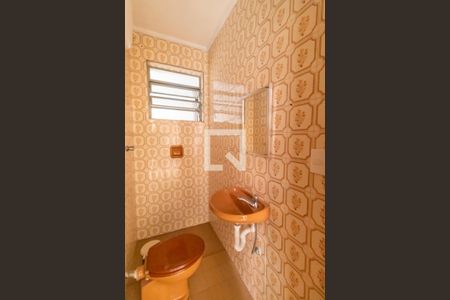 Casa à venda com 162m², 3 quartos e 2 vagasBanheiro de Serviço