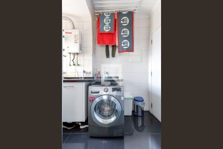 Apartamento à venda com 92m², 2 quartos e 3 vagas Apartamento à venda com 92m², 2 quartos e 3 vagasÁrea de Serviço