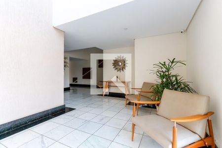 Apartamento à venda com 92m², 2 quartos e 3 vagas Apartamento à venda com 92m², 2 quartos e 3 vagasÁrea Comum - Hall Entrada