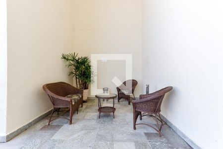 Apartamento à venda com 92m², 2 quartos e 3 vagas Apartamento à venda com 92m², 2 quartos e 3 vagasÁrea Comum - Hall Entrada