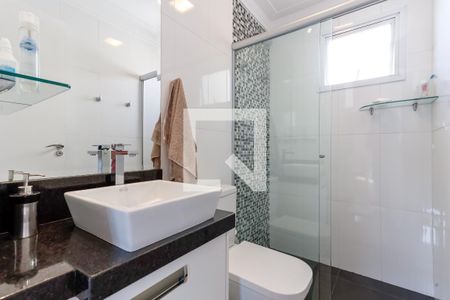 Apartamento à venda com 92m², 2 quartos e 3 vagas Apartamento à venda com 92m², 2 quartos e 3 vagasBanheiro