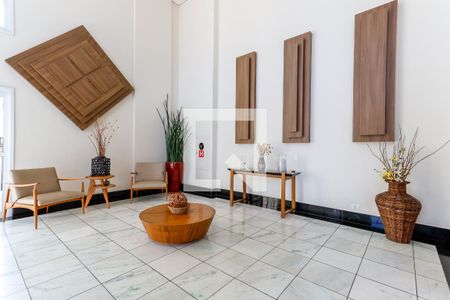 Apartamento à venda com 92m², 2 quartos e 3 vagas Apartamento à venda com 92m², 2 quartos e 3 vagasÁrea Comum - Hall Entrada