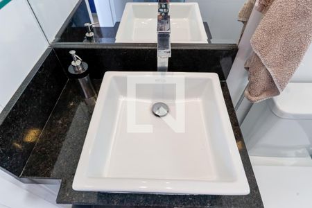 Apartamento à venda com 92m², 2 quartos e 3 vagas Apartamento à venda com 92m², 2 quartos e 3 vagasBanheiro
