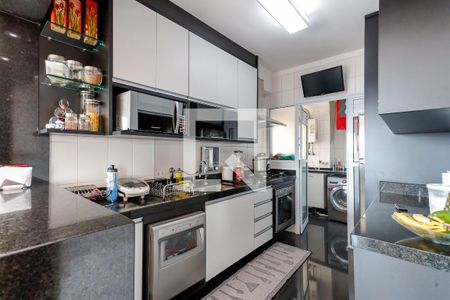 Apartamento à venda com 92m², 2 quartos e 3 vagas Apartamento à venda com 92m², 2 quartos e 3 vagasCozinha