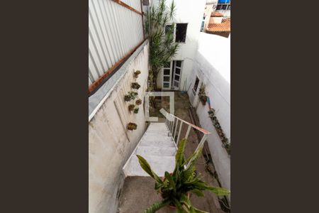 Studio para alugar com 25m², 1 quarto e 1 vagaEscada