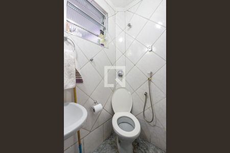 Casa à venda com 300m², 3 quartos e 3 vagasBanheiro 2