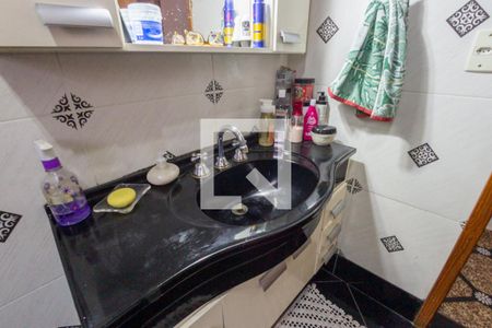 Casa à venda com 300m², 3 quartos e 3 vagasBanheiro 1