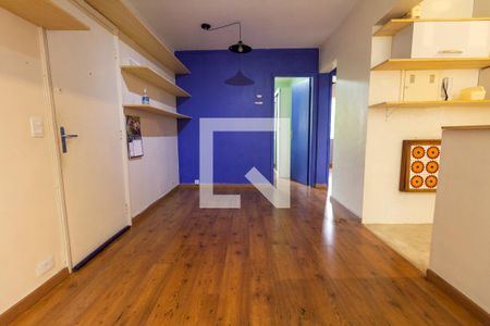 Sala de apartamento para alugar com 2 quartos, 48m² em Vila Gomes, São Paulo