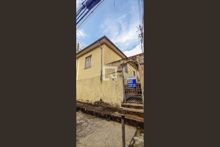 Casa para alugar com 100m², 1 quarto e sem vaga Casa para alugar com 100m², 1 quarto e sem vagaFachada