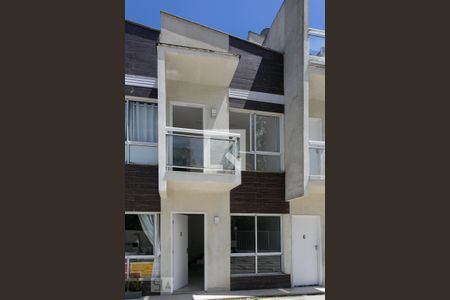 Casa para alugar com 2 quartos, 80m² em Vargem Grande, Rio de Janeiro