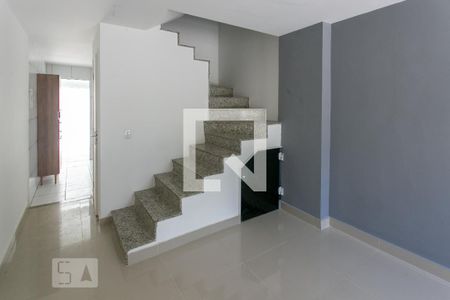 Casa para alugar com 2 quartos, 80m² em Vargem Grande, Rio de Janeiro