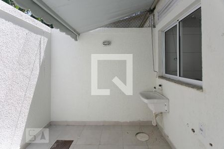 Casa para alugar com 80m², 2 quartos e 1 vaga