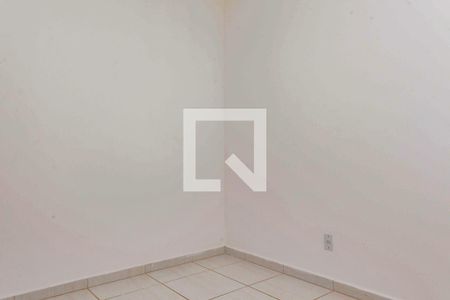 Quarto 2 de apartamento para alugar com 2 quartos, 49m² em Shopping Park, Uberlândia
