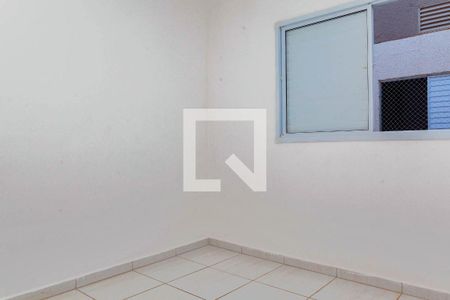 Quarto 1 de apartamento para alugar com 2 quartos, 49m² em Shopping Park, Uberlândia