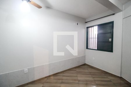 Casa para alugar com 100m², 2 quartos e 1 vaga Casa para alugar com 100m², 2 quartos e 1 vagaQuarto de serviço