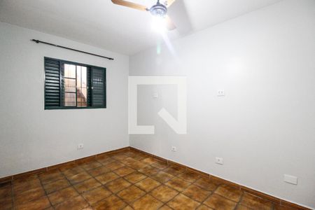 Quarto  de casa para alugar com 2 quartos, 100m² em Jardim Regina, São Paulo