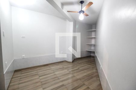 Casa para alugar com 100m², 2 quartos e 1 vaga Casa para alugar com 100m², 2 quartos e 1 vagaQuarto de serviço