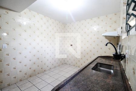 Casa para alugar com 100m², 2 quartos e 1 vaga Casa para alugar com 100m², 2 quartos e 1 vagaCozinha