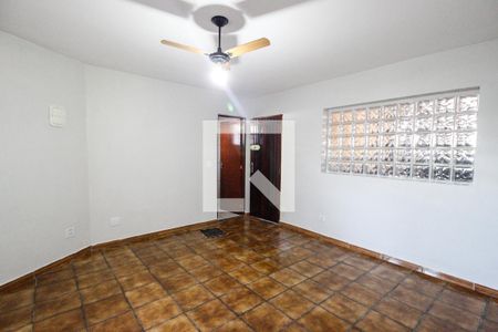 Sala de casa para alugar com 2 quartos, 100m² em Jardim Regina, São Paulo