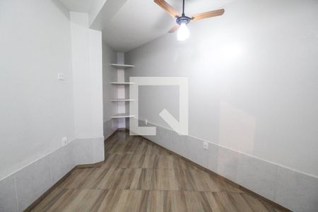 Casa para alugar com 100m², 2 quartos e 1 vaga Casa para alugar com 100m², 2 quartos e 1 vagaQuarto de serviço