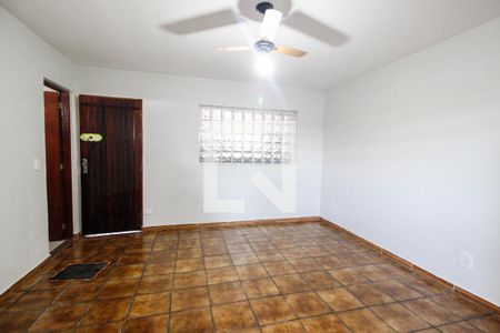 Sala de casa para alugar com 2 quartos, 100m² em Jardim Regina, São Paulo