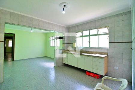Casa para alugar com 173m², 3 quartos e 2 vagasCozinha