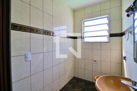 Casa para alugar com 173m², 3 quartos e 2 vagasBanheiro da Suíte