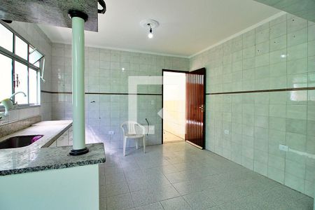 Casa para alugar com 173m², 3 quartos e 2 vagasCozinha