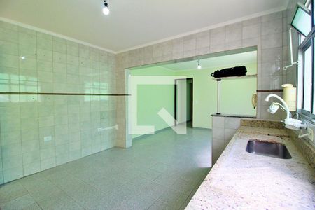 Casa para alugar com 173m², 3 quartos e 2 vagasCozinha
