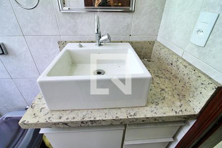 Casa para alugar com 173m², 3 quartos e 2 vagasBanheiro 2