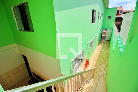 Casa para alugar com 173m², 3 quartos e 2 vagasCorredor