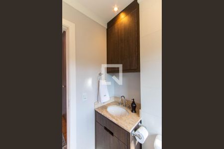 Apartamento para alugar com 74m², 2 quartos e 2 vagas Apartamento para alugar com 74m², 2 quartos e 2 vagasBanheiro da Suíte