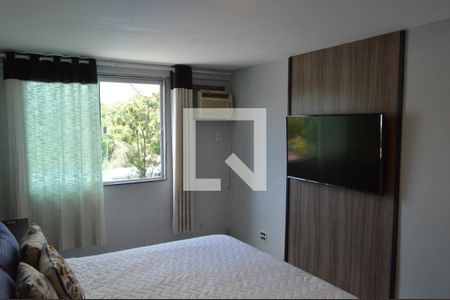 Apartamento à venda com 240m², 3 quartos e 2 vagas Apartamento à venda com 240m², 3 quartos e 2 vagasSuíte 1