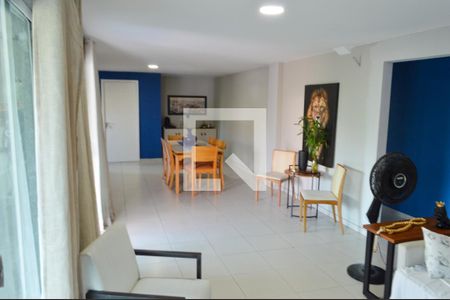 Sala de apartamento à venda com 3 quartos, 240m² em Taquara, Rio de Janeiro