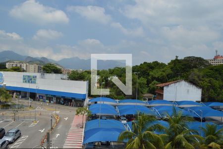 Apartamento à venda com 240m², 3 quartos e 2 vagas Apartamento à venda com 240m², 3 quartos e 2 vagasVista da Suíte 2