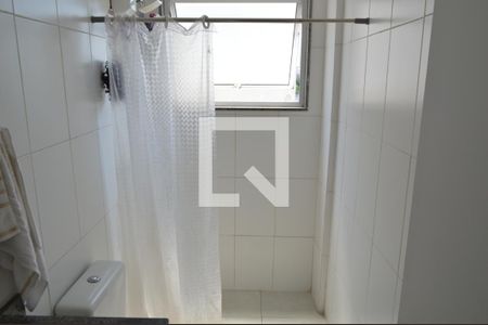 Apartamento à venda com 240m², 3 quartos e 2 vagas Apartamento à venda com 240m², 3 quartos e 2 vagasBanheiro da Suíte 1