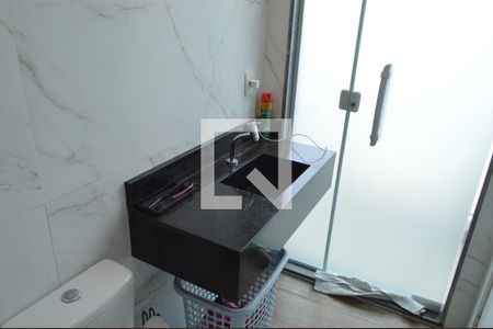 Apartamento à venda com 240m², 3 quartos e 2 vagas Apartamento à venda com 240m², 3 quartos e 2 vagasBanheiro da Suíte 2