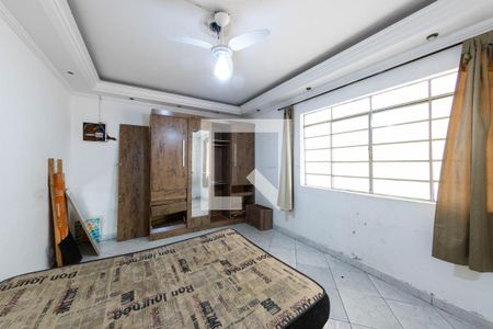 Quarto de casa para alugar com 1 quarto, 45m² em Vila Antonieta, São Paulo