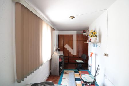 Casa à venda com 130m², 2 quartos e 8 vagasQuarto 2