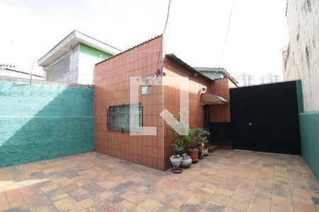 Casa à venda com 130m², 2 quartos e 8 vagasQuintal