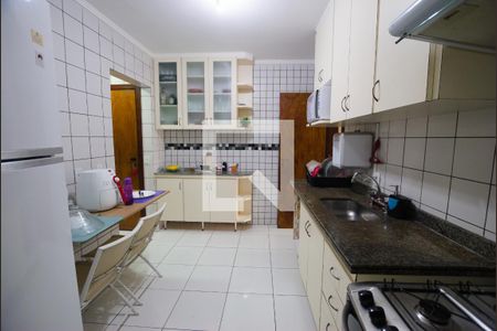Apartamento à venda com 107m², 3 quartos e 2 vagasCozinha