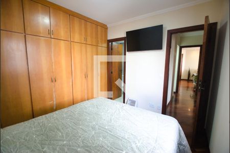 Apartamento à venda com 107m², 3 quartos e 2 vagasQuarto 3