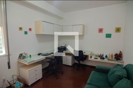 Apartamento à venda com 191m², 4 quartos e 1 vagaQuarto 1