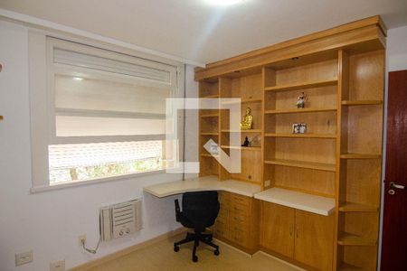 Apartamento à venda com 191m², 4 quartos e 1 vagaQuarto 3