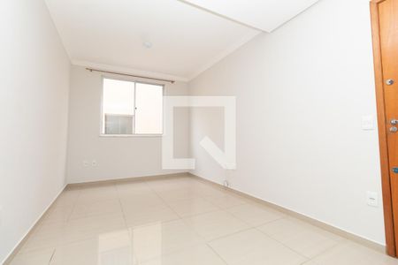 Sala de apartamento para alugar com 2 quartos, 56m² em Cabral, Contagem