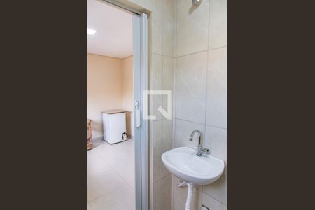 Banheiro de kitnet/studio para alugar com 1 quarto, 15m² em Jardim Vila Mariana, São Paulo